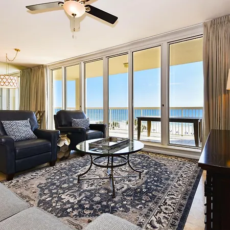 Silver Beach Towers E404